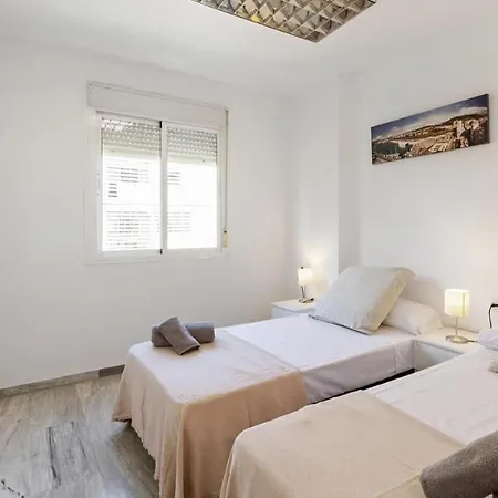 公寓 Luminoso Cuarteles By Greensol Homes 马拉加